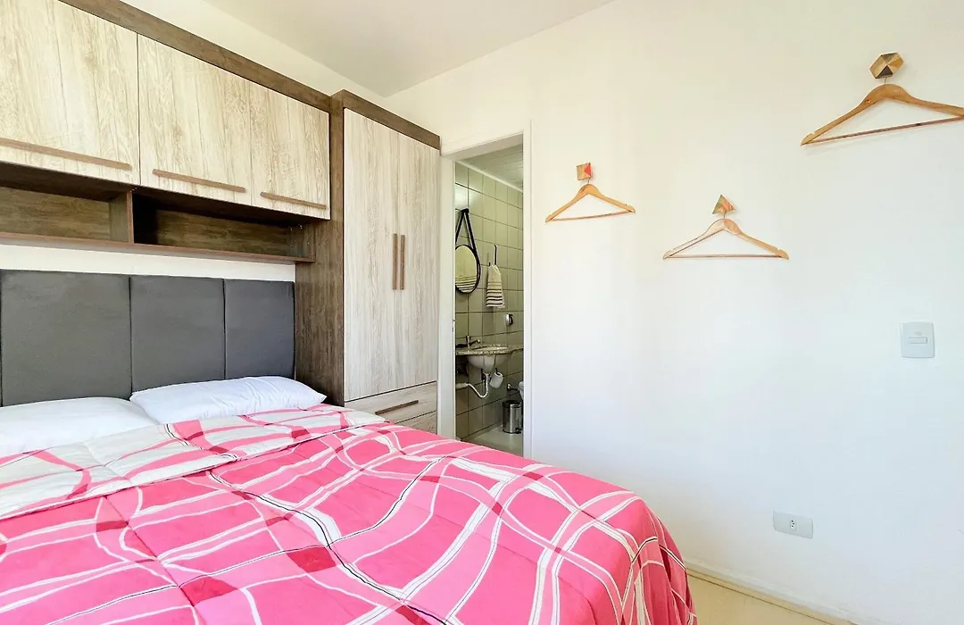 Ed. Vitoria | Bairro mais requisitado de Curitiba | Gonzaga Stays-1