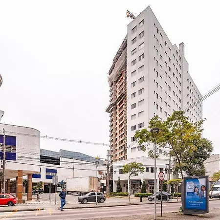 Ed. Vitoria | Bairro mais requisitado de Curitiba | Gonzaga Stays-3